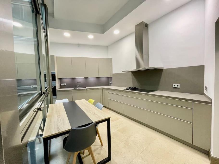 Fdez Amazing House By Cathedral And Giralda With Private Pool Villa Sevilla Exterior foto